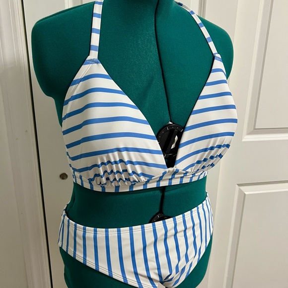 Blue/White Stripe Bikini w/Madras Plaid Cover Up & 2 sets Coordinated Earrings - Picture 6 of 11
